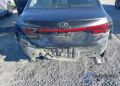 2019 Kia Forte S z USA, uszkodzony, nr VIN 3KPF34AD6KE036375